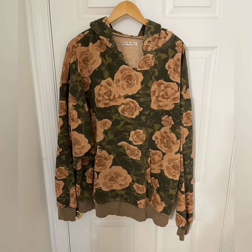 *We the Free It’s A Vibe Hoody* - Picture 2 of 6